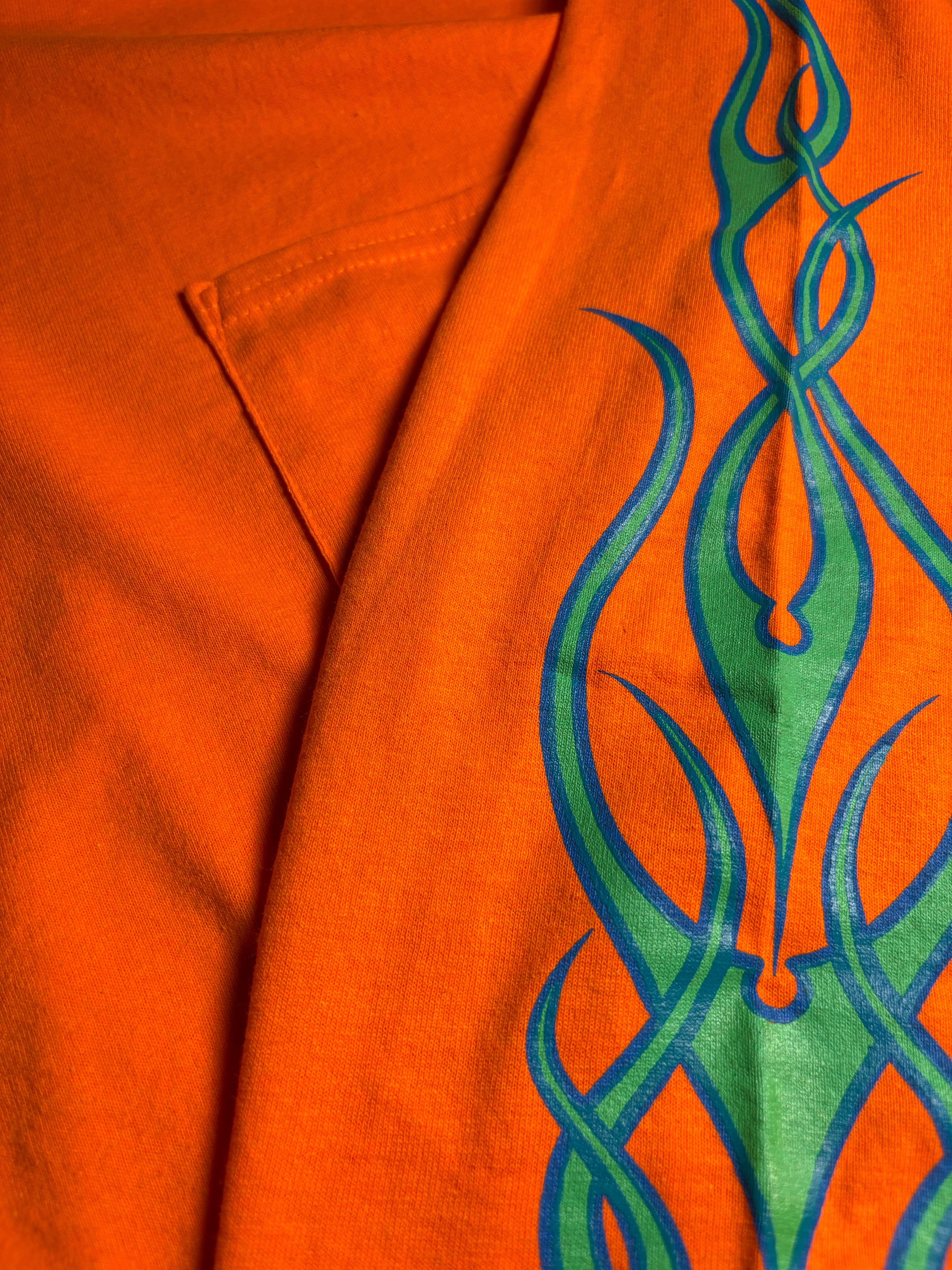 【IZUMI/五純】BLACK DALLAS "FLAMES" LS/TEE オレンジxブルー