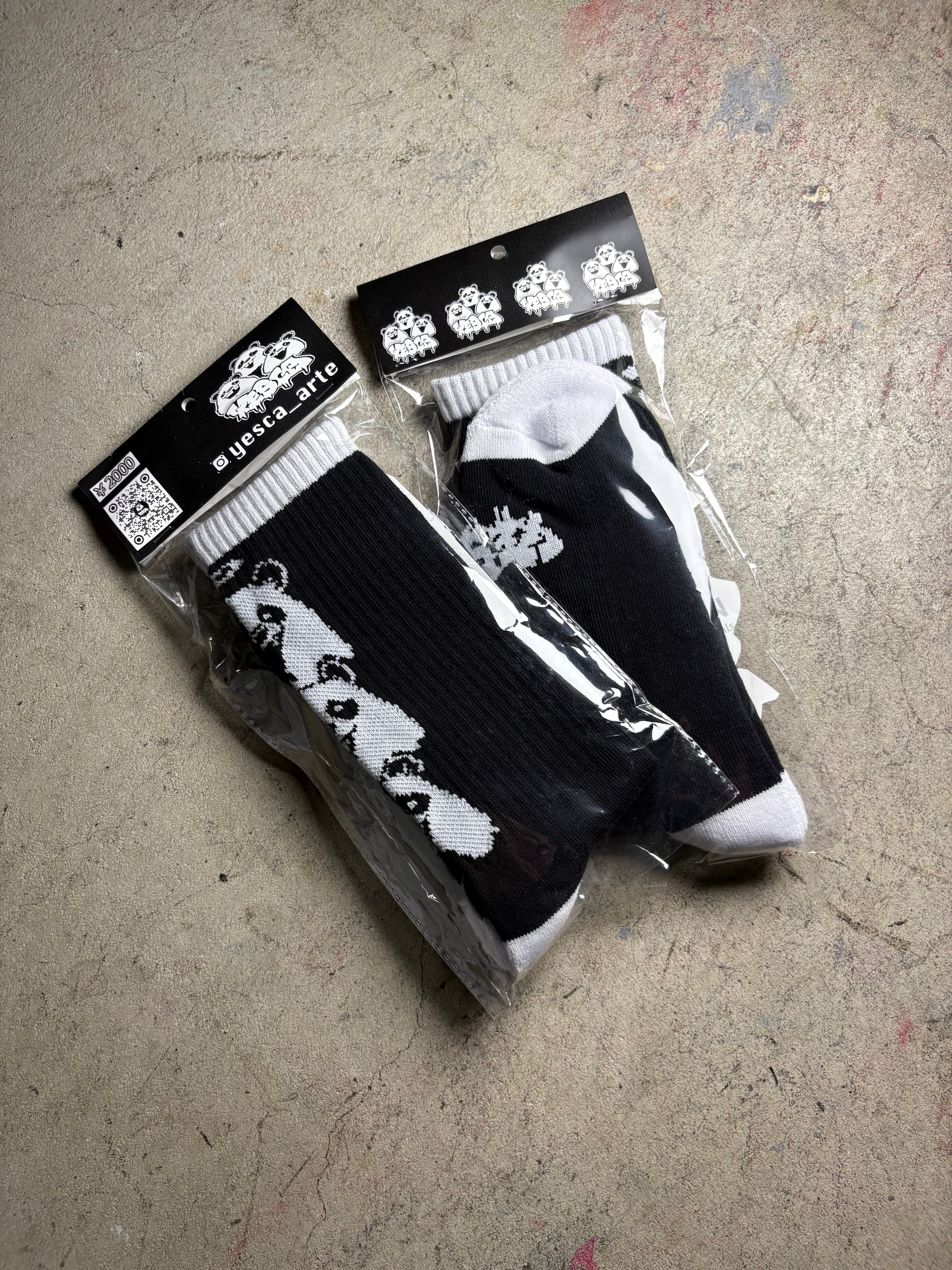 【yesca】  ソックス ブラック