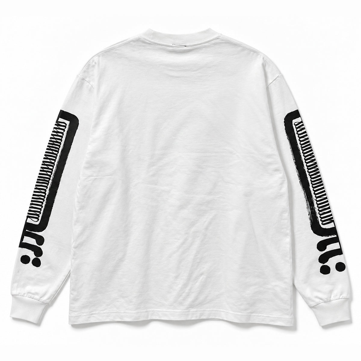 【ESSU】BLACK DALLAS "黒ロゴ" LS/TEE ホワイト